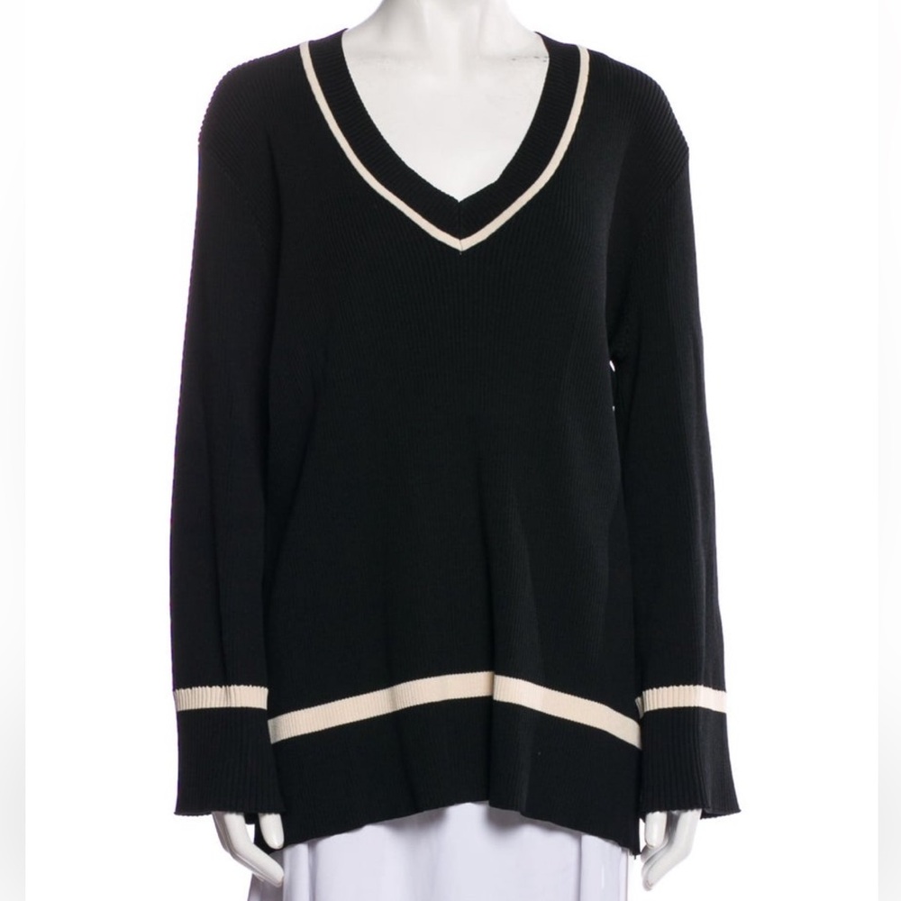 DISSH Elsie Black Knit Jumper V Neck Sweater, Small.